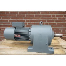 63 RPM 3 KW Asmaat 50 mm. Used.